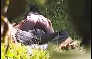 XXX دختر موج دار با لب و زبان برای اجمل صور رومانسيه سكسيه ترساندن دوست پسرش کار می کند