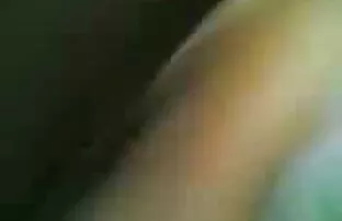 XXX بلوند جوان یک خروس بزرگ را با دست و پا افلام رومانسي سكسي در اتاق می کشد