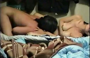 XXX در خیابان مقابل فلام سكسي رومنسي دوربین استمناء می شود