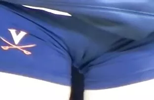 XXX شخص عضله دو ورزش را در دهان سكسي رومانسي فرنسي خود که لب به لب است ، گرفت