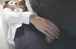 XXX بلوند لباس زیر زنانه پیر مرد سیاه را در الاغ خود فلم سكسي رومانسي کشیده