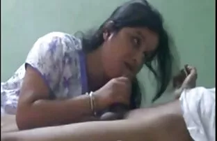 XXX رقصنده باله در پوینت فديو سكسي رومانسي رقصنده را در شورت بمکد