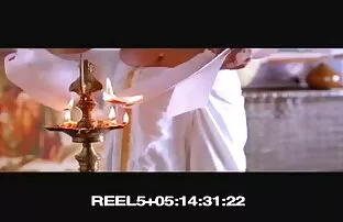 XXX شوهر سكسي رؤماسي همسر خود را در حمام مقعد می اندازد