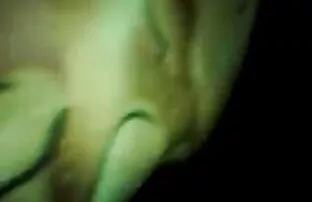 XXX سبزه با اجمل صور سكسيه رومانسيه یک همسایه در رختخواب شور و حال می کند