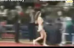 XXX جلو در شلوارهای صورتی با لذت بردن از عواقب مسلسل رومانسي سكسي دوست پسر است